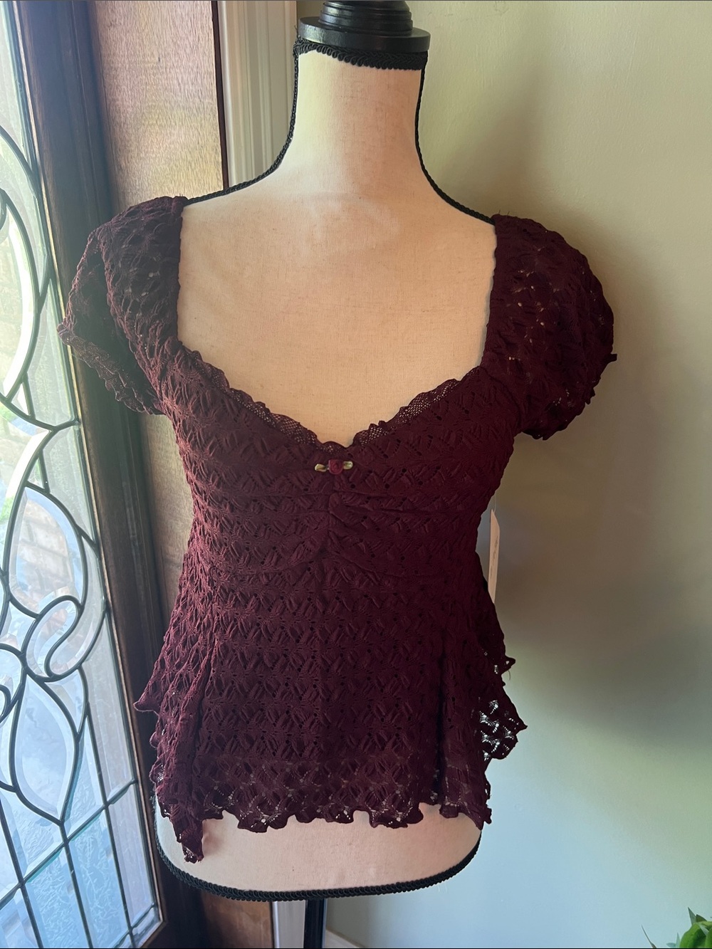 Crochet Scoop Neck Peplum Top in Burgundy